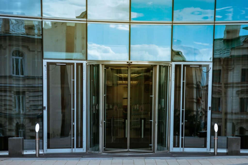 Aluminium doors with glass